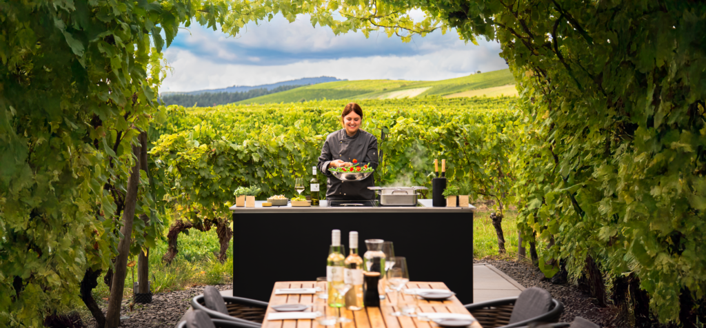 Multitable Vineyard
