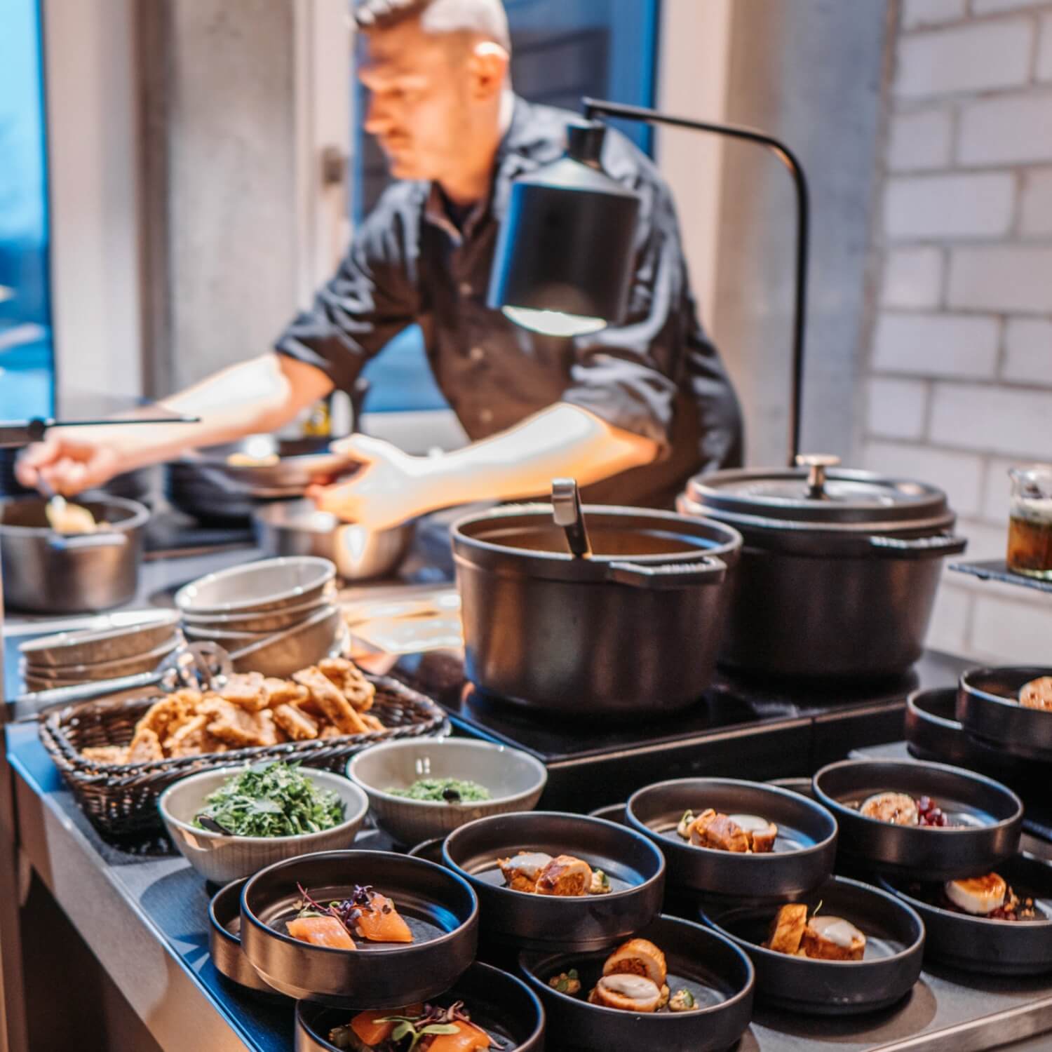 catering changes under control. live cooking at a high level with accuracy